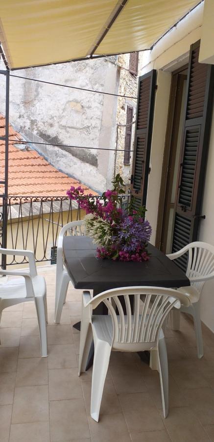 Countryhouse Traversa Du Furnu อิมเปรีอา ภายนอก รูปภาพ
