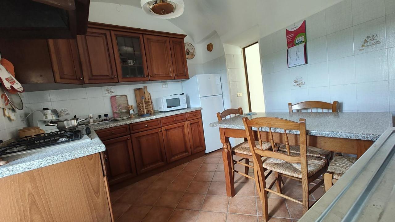 Countryhouse Traversa Du Furnu อิมเปรีอา ภายนอก รูปภาพ